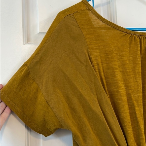 Amadi Brown Scoop Neck Short Sleeve Contrast Back Blouse - Size Medium - Picture 6 of 14